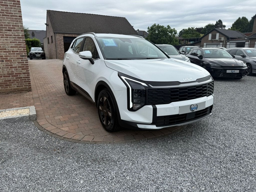 Kia Sportage 1.6 T-GDi 150PK DCT NAV AR/CAM NIEUW 0KM, Automaat, Stof, 4 cilinders, Wit