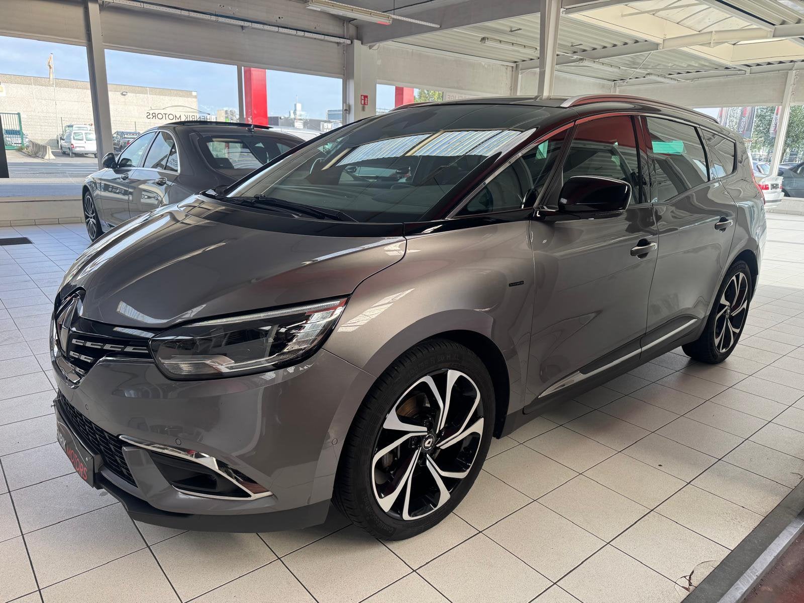 Renault Scenic 1.3i •7pl• •AUTOMAAT•NAVI•PRACHTIGE WAGEN!, Automaat, Bedrijf, https://public.car-pass.be/vhr/6e3da3da-a525-43da-9a0c-66ffbae8aa49