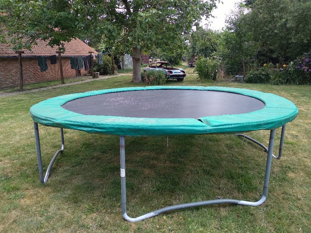trampoline kadee, Enlèvement, Utilisé