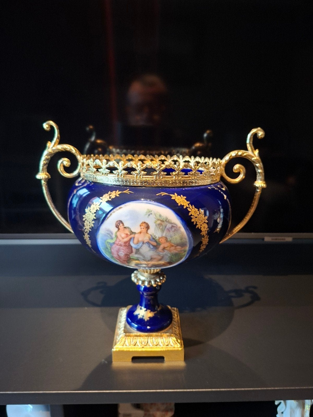 Antieke Sèvres-stijl Porseleinen Centerpiece / Jardinière –, Enlèvement