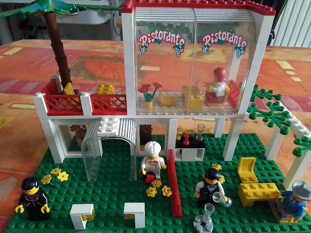 lego system restaurant, Kinderen en Baby's, Speelgoed | Duplo en Lego, Gebruikt, Lego, Ophalen of Verzenden, Compleet