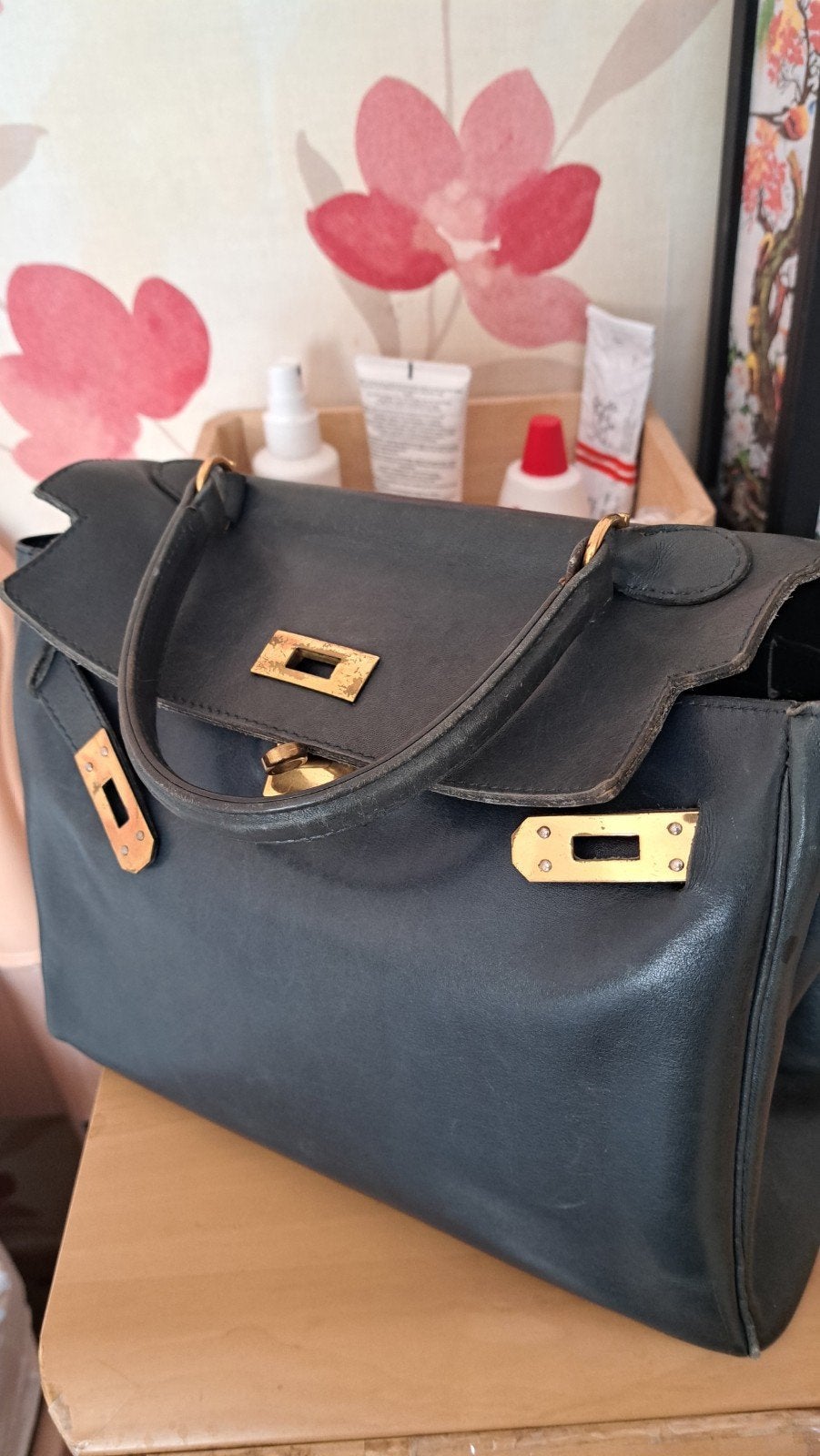sac ancienne  vreu  cuir  bonne état, Enlèvement ou Envoi