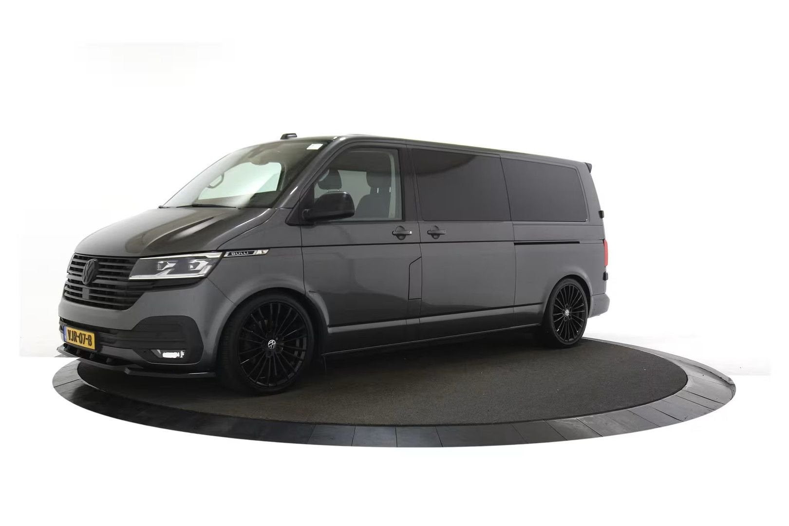 Volkswagen Transporter 2.0 TDI 150pk L2 H1 Bulli Automaat DC, Auto's, Bestelwagens en Lichte vracht, Automaat, Diesel, Zilver of Grijs