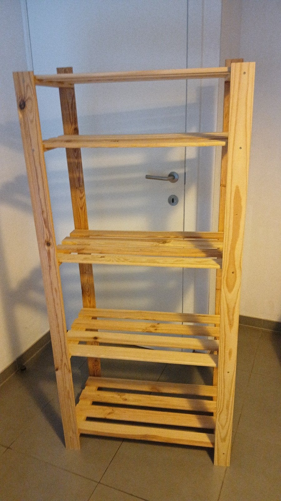Houten grenen opbergrek, zoals nieuw., Ophalen