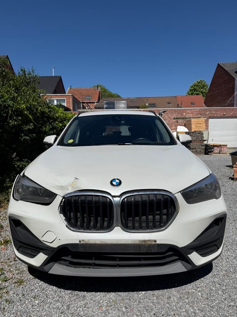 BMW X1 sDrive16d – 2021 – 212.000 km – Eerste eigenaar, Auto's, BMW, Stof, Wit, 5 deurs, Particulier