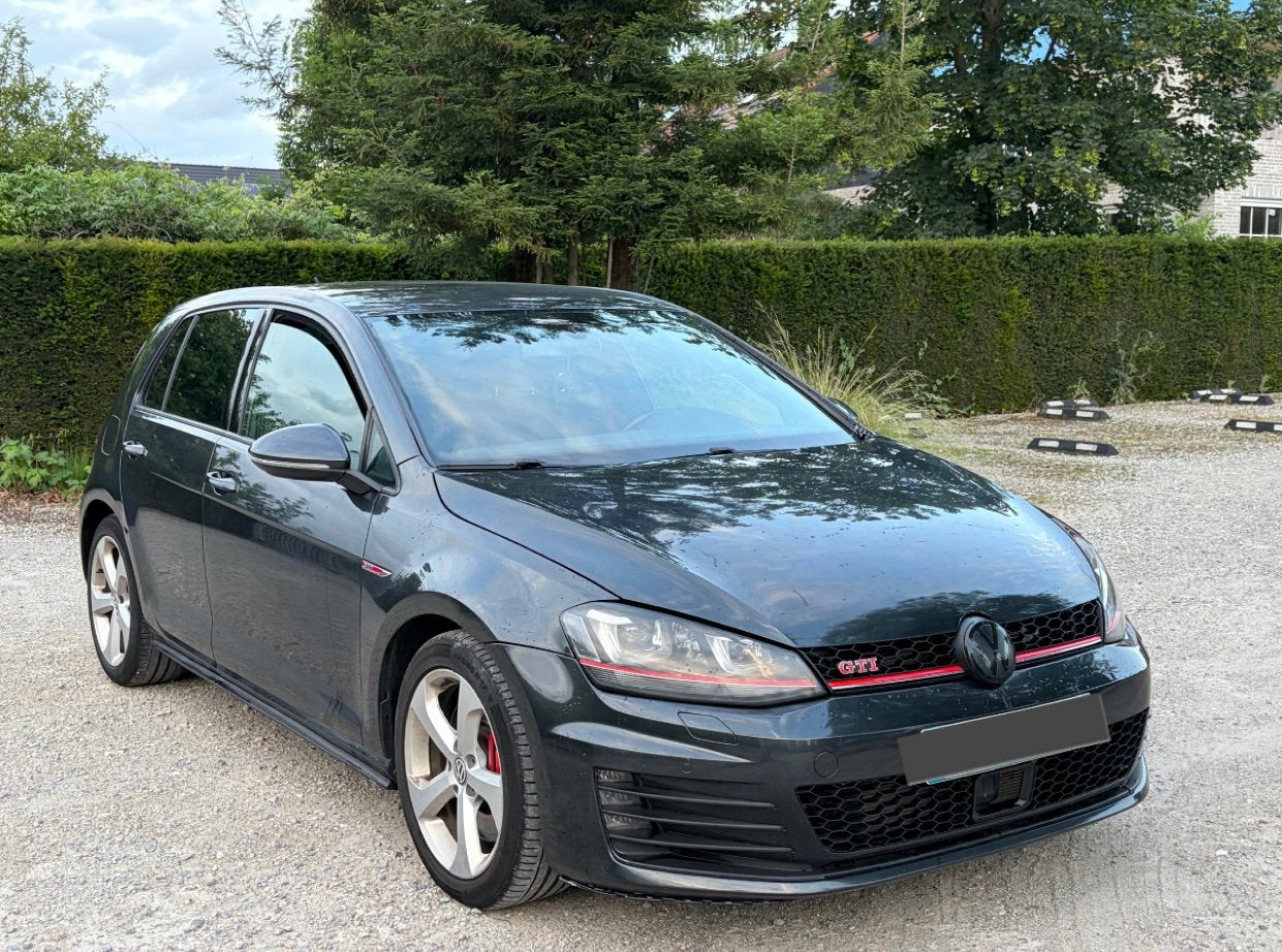 2016 | Golf 7 GTI | Forme rose | Excellent état, Achat, Interruption de démarrage, Automatique, Essence