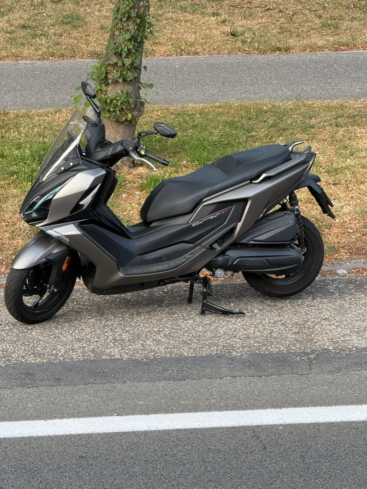 Kymco downtown 125, Vélos & Vélomoteurs, Scooters | Yamaha, Enlèvement, Comme neuf