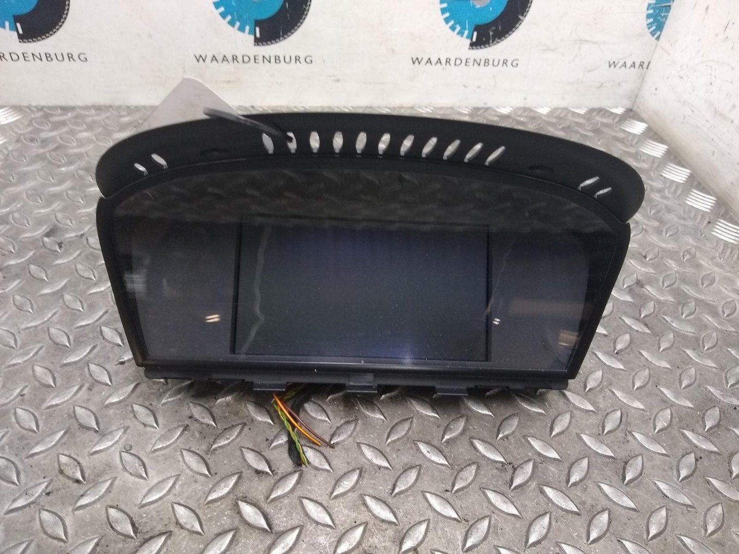 BMW 3 SERIES 318i High Executive INFORMATIE DISPLAY 2006, Enlèvement ou Envoi, Utilisé, ARN reconnu