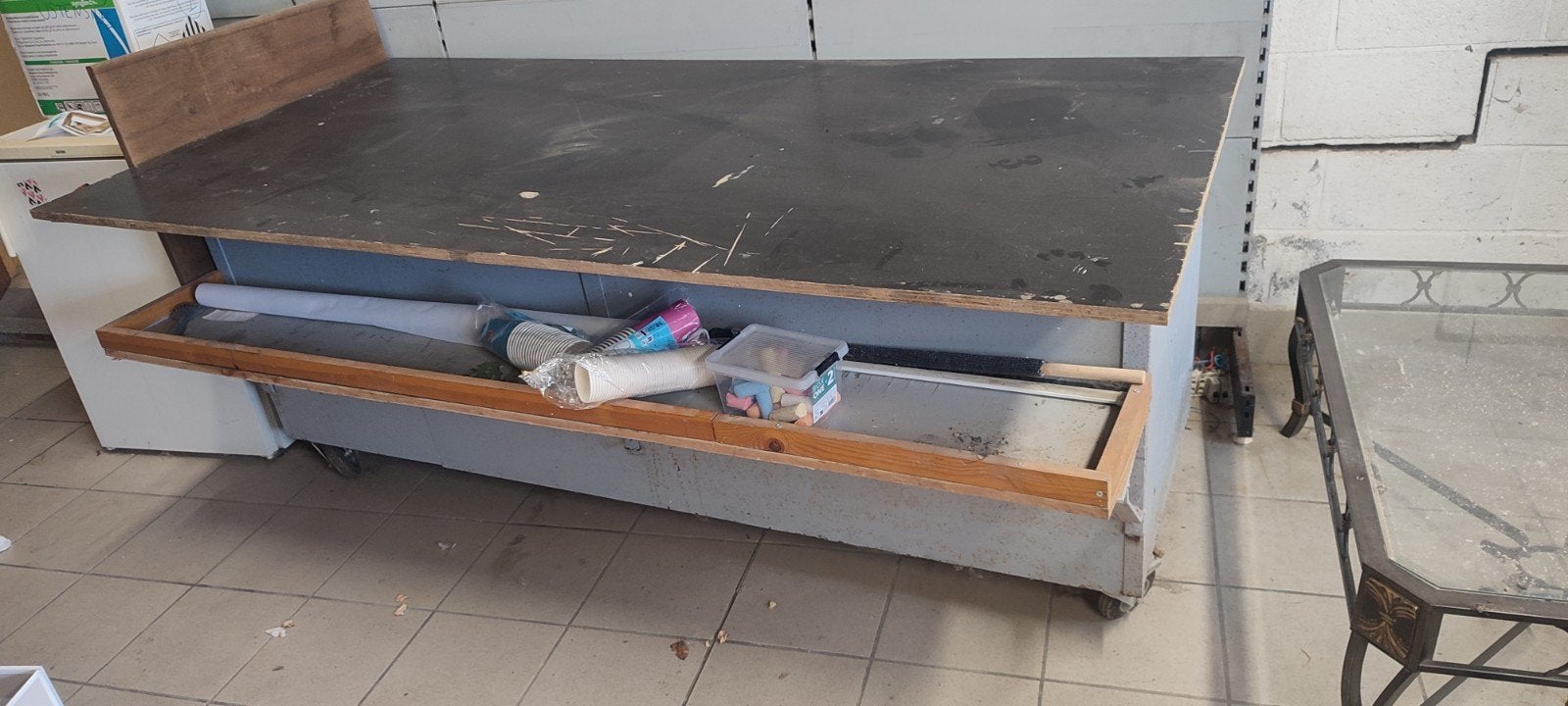 grand établi, Bricolage & Construction, Établis, Enlèvement, Utilisé, 170 cm ou plus