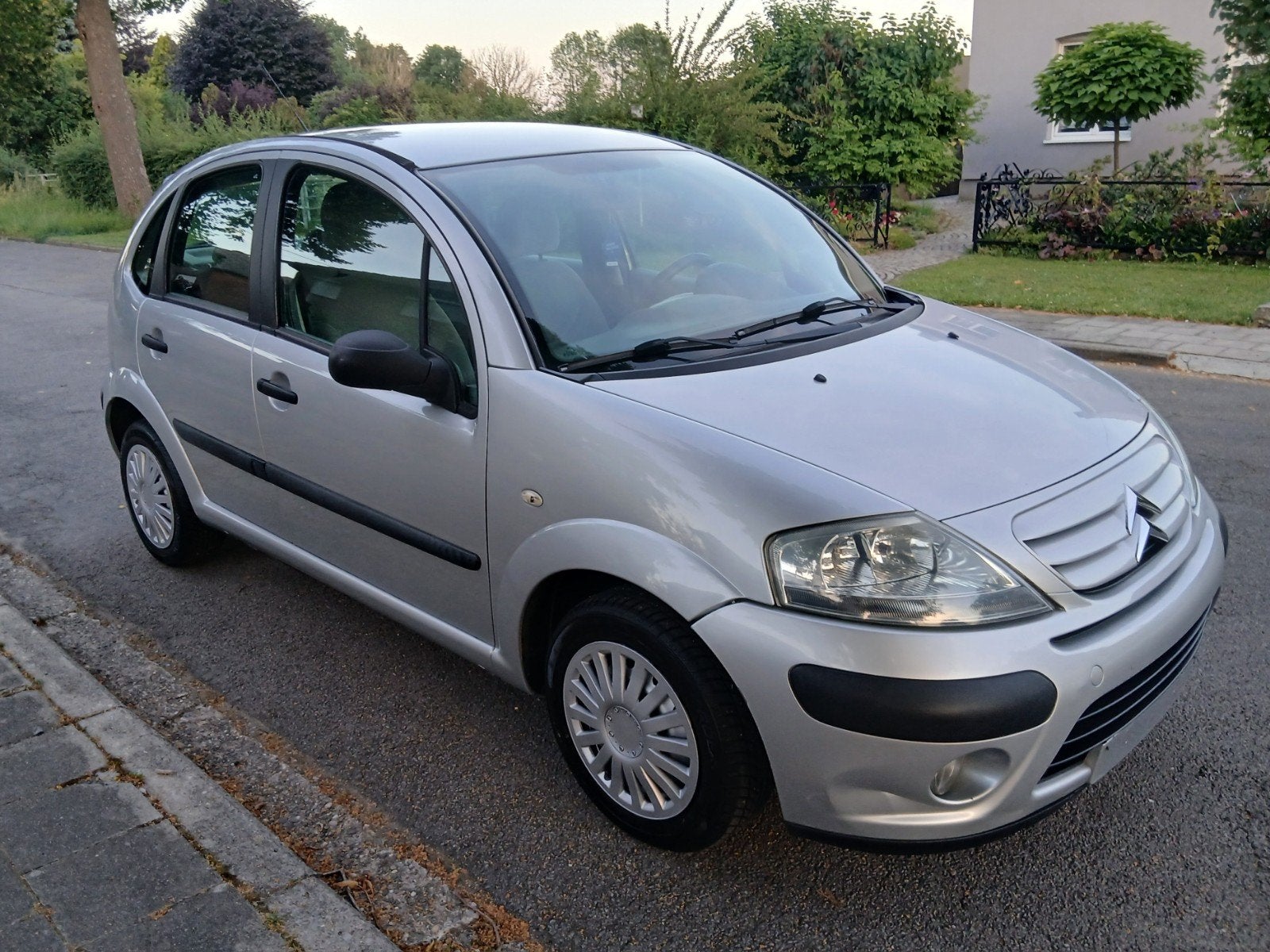 Citroën C3 1.1 essence 2007, 147 000 km, prêt à immatriculer, Autos, Citroën, Argent ou Gris, Achat, Boîte manuelle, 5 portes