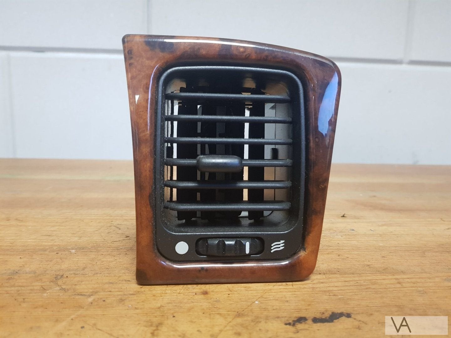 Jaguar XJ X300 dashboard luchtrooster rechts 1994 - 1998 €20, Gebruikt, -, -, Ophalen of Verzenden