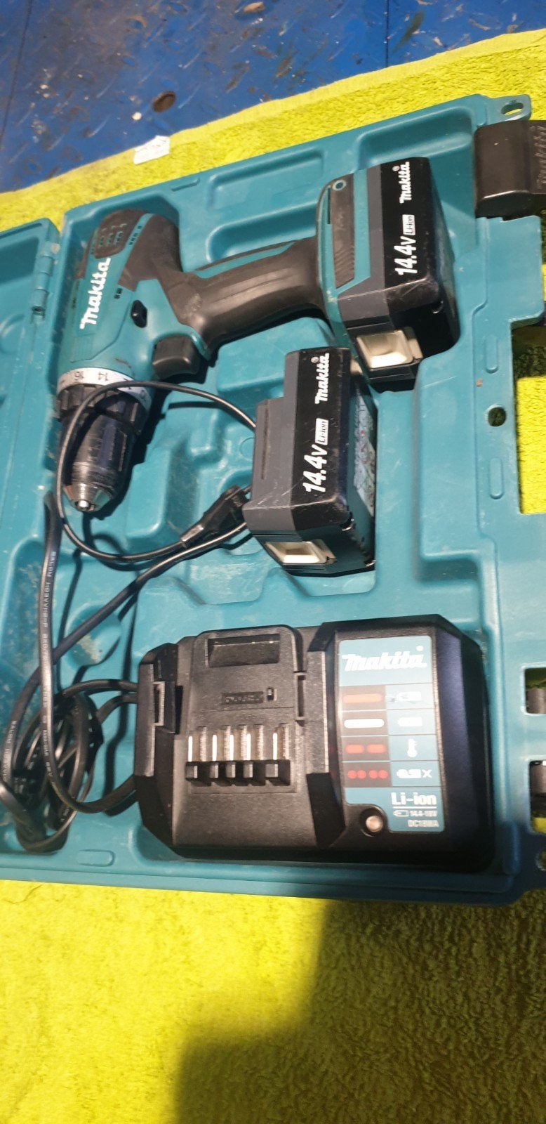 boormachine makita, Doe-het-zelf en Bouw, Ophalen, Gebruikt, Boormachine, Variabele snelheid