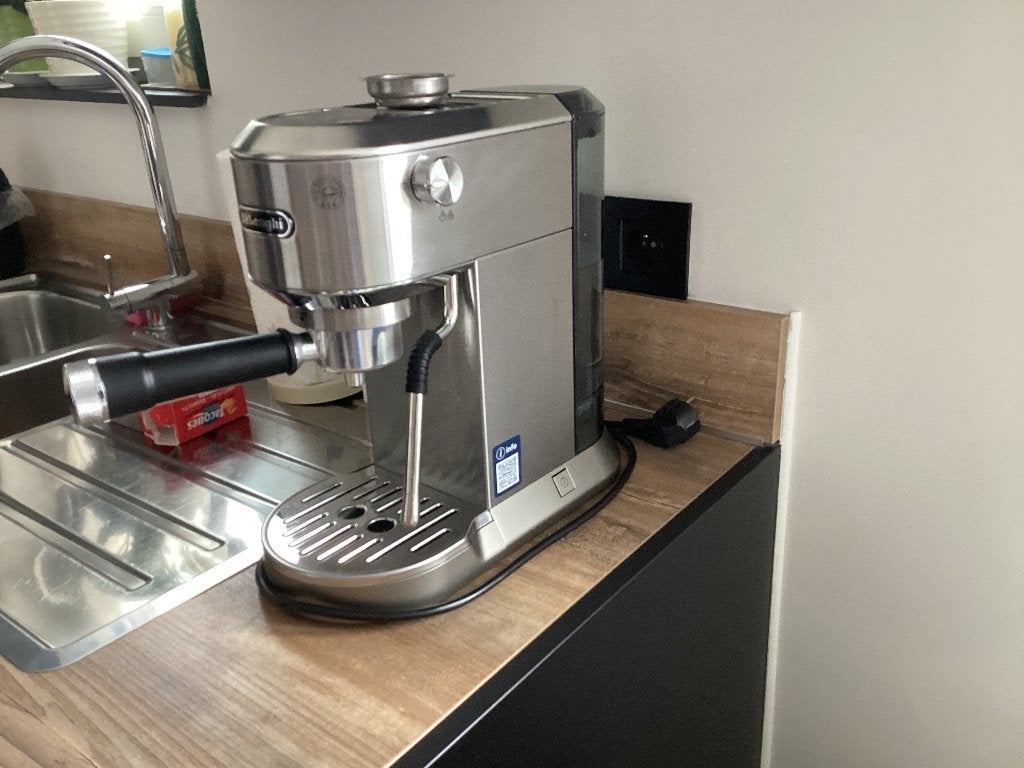 Koffiezetapparaat, Electroménager, Cafetières, Réservoir d'eau amovible, Enlèvement, Dosettes et capsules de café, Machine à espresso