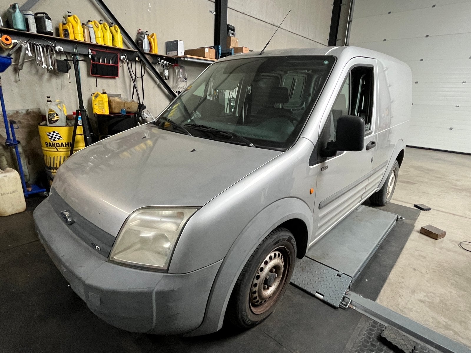 Ford Transit Connect 1.8tdci start niet!!, Auto's, 4 deurs, 4 cilinders, Bedrijf, 1753 cc