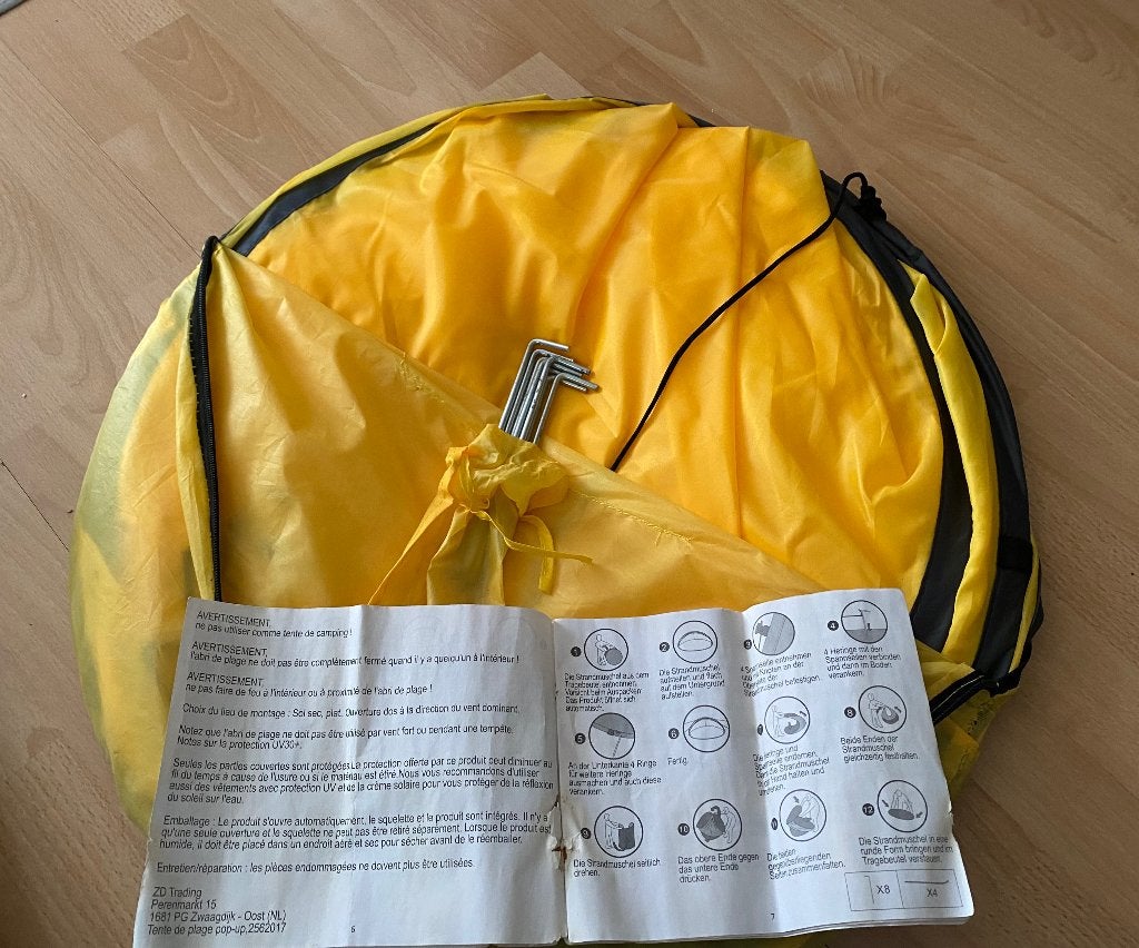 Opvouwbare strandtent, Ophalen, Zo goed als nieuw, Tot en met 2