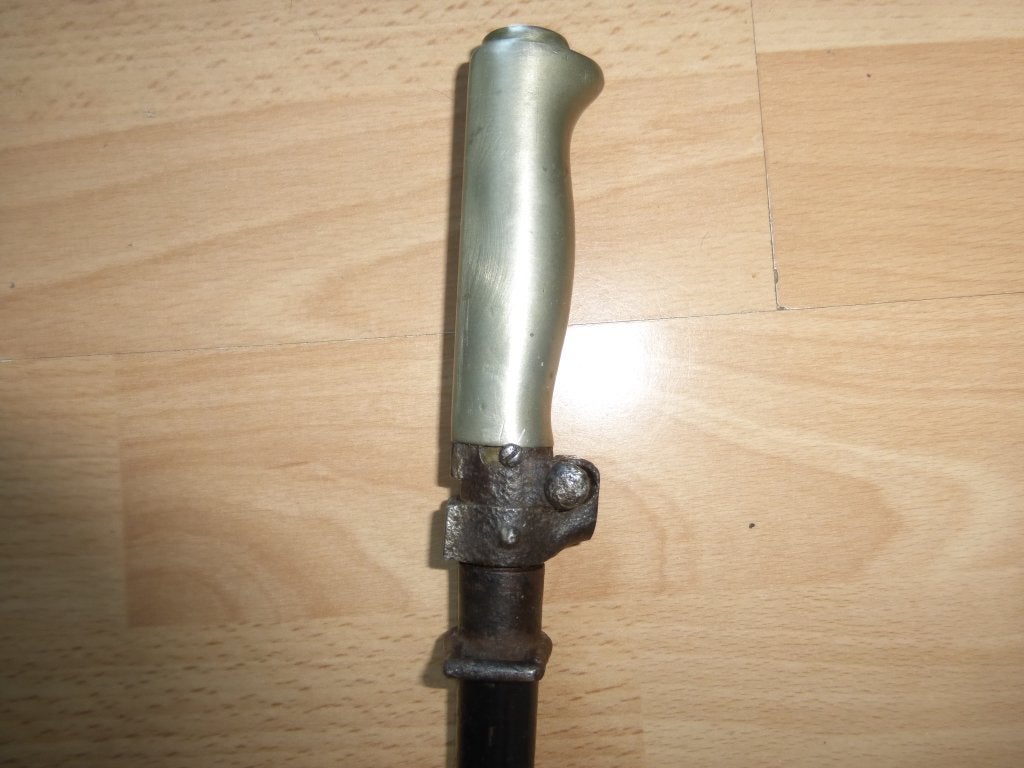 Baionnette Française Lebel modifié en poignard ww1, Envoi, Autres, Couteau ou Poignard