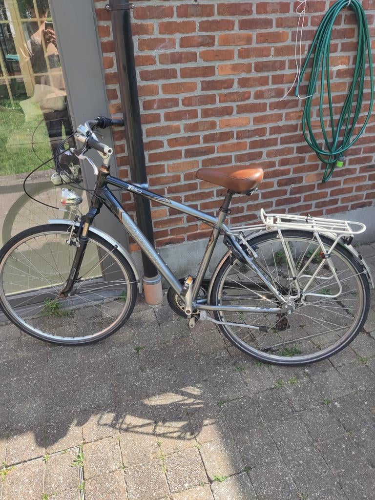 Fiets mannen, Ophalen