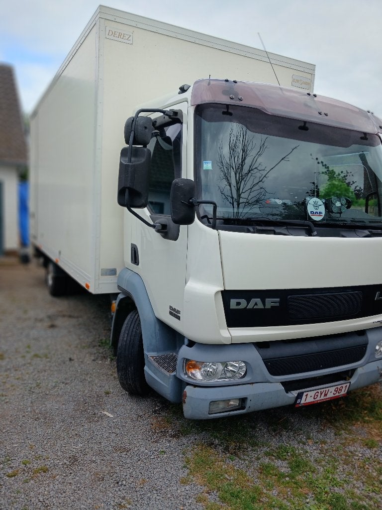 DaF LF 45, Autos, Achat, Radio, 3 places, Boîte manuelle