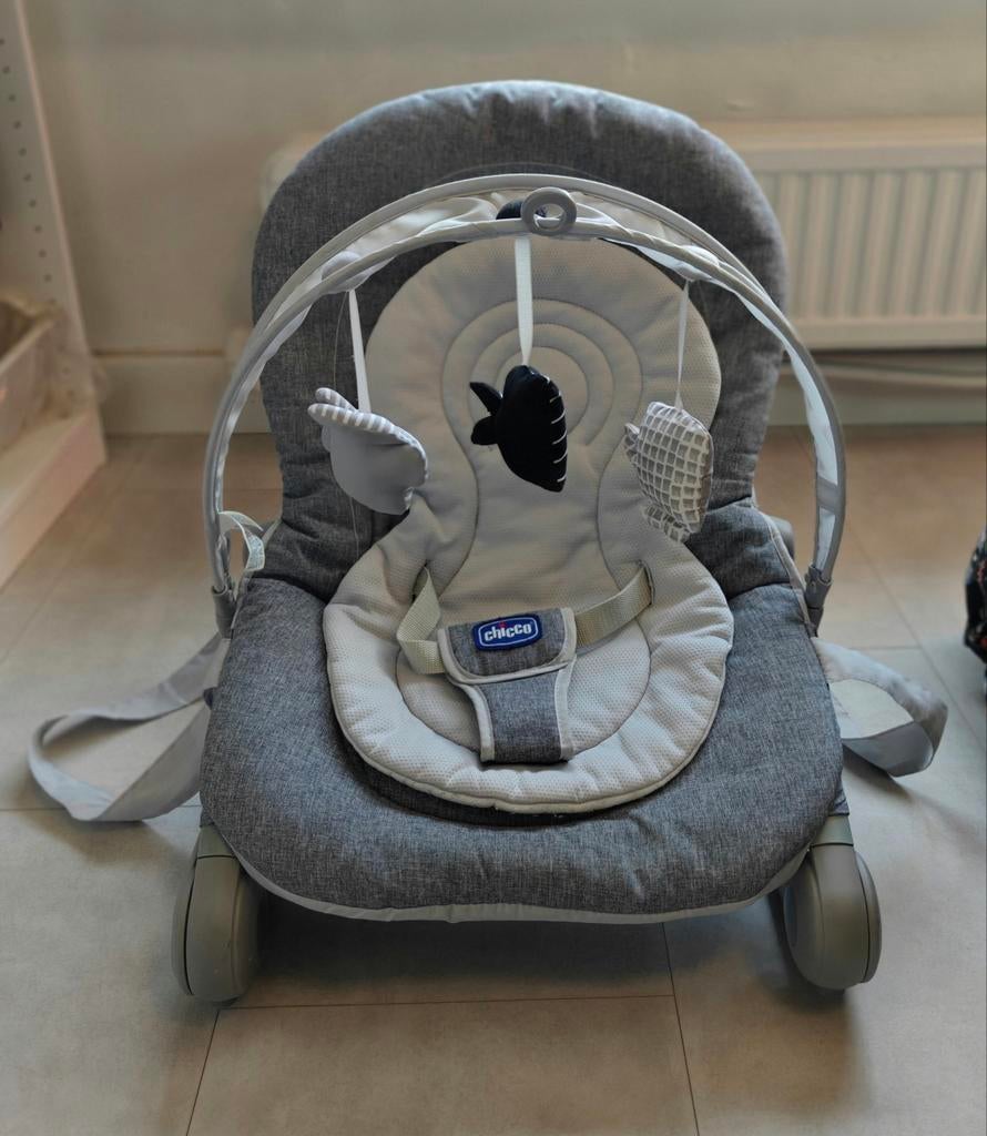Chicco Hoopla baby wipstoel grijs, Kinderen en Baby's, Ophalen, Wipstoel, Chicco