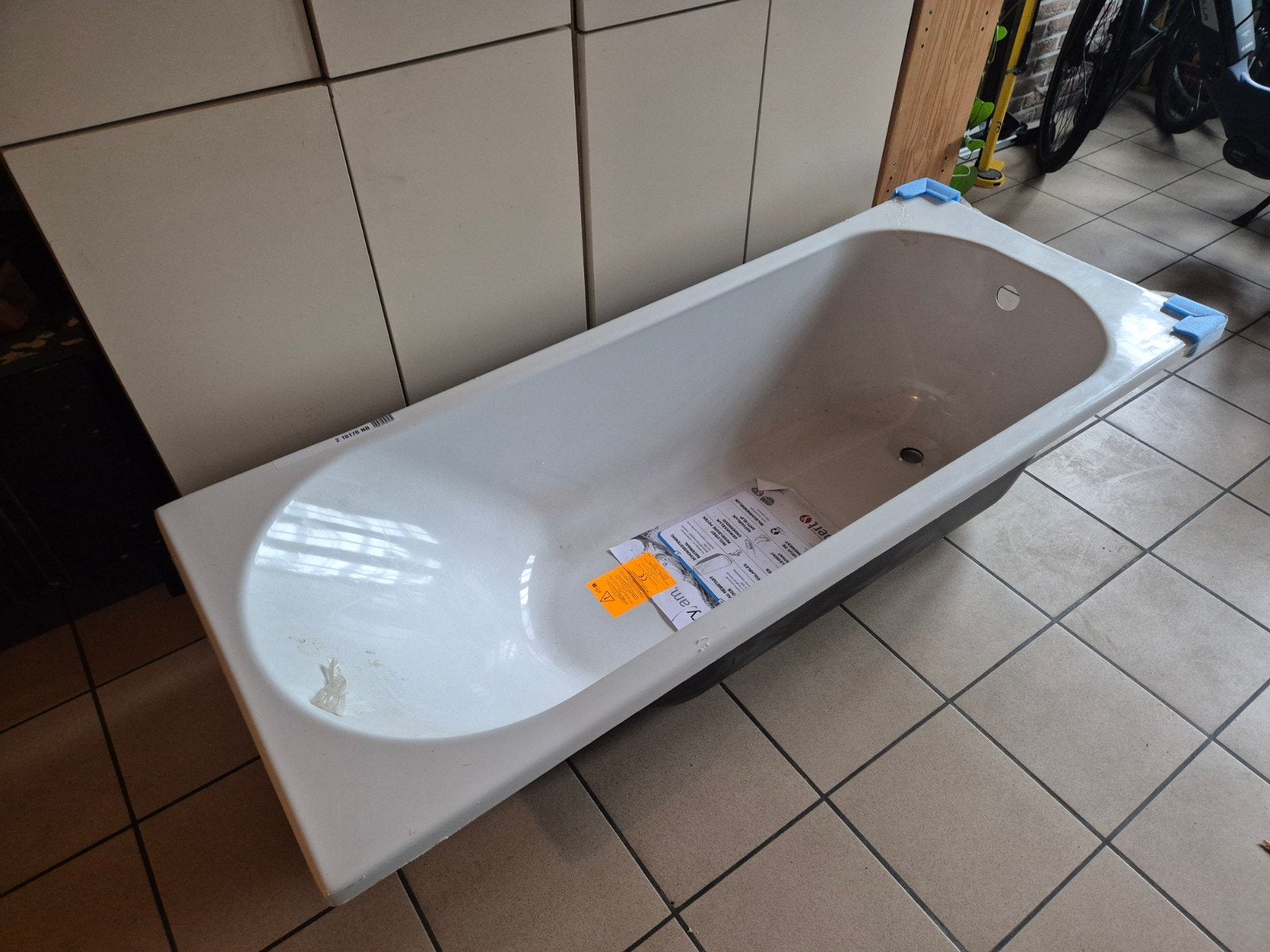 Allibert Diva bad 170x70 nieuw met folie, Doe-het-zelf en Bouw, Sanitair, Ophalen, Bad