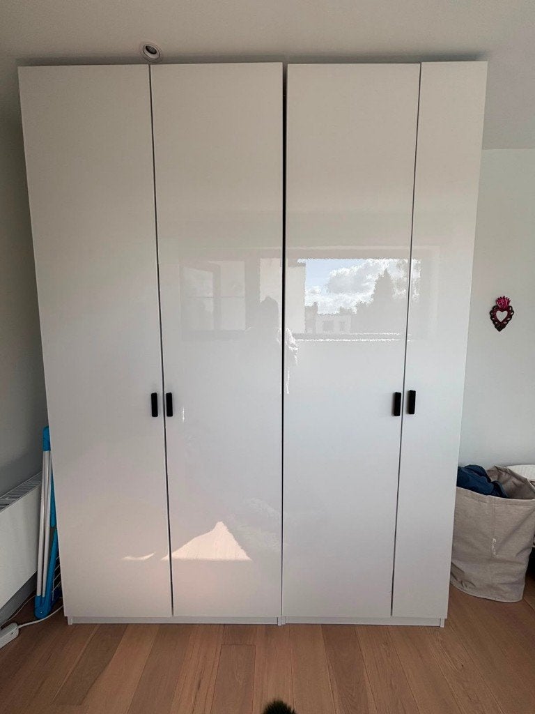 Armoire pratique avec tiroirs, 150 à 200 cm, Comme neuf, Enlèvement, 200 cm ou plus