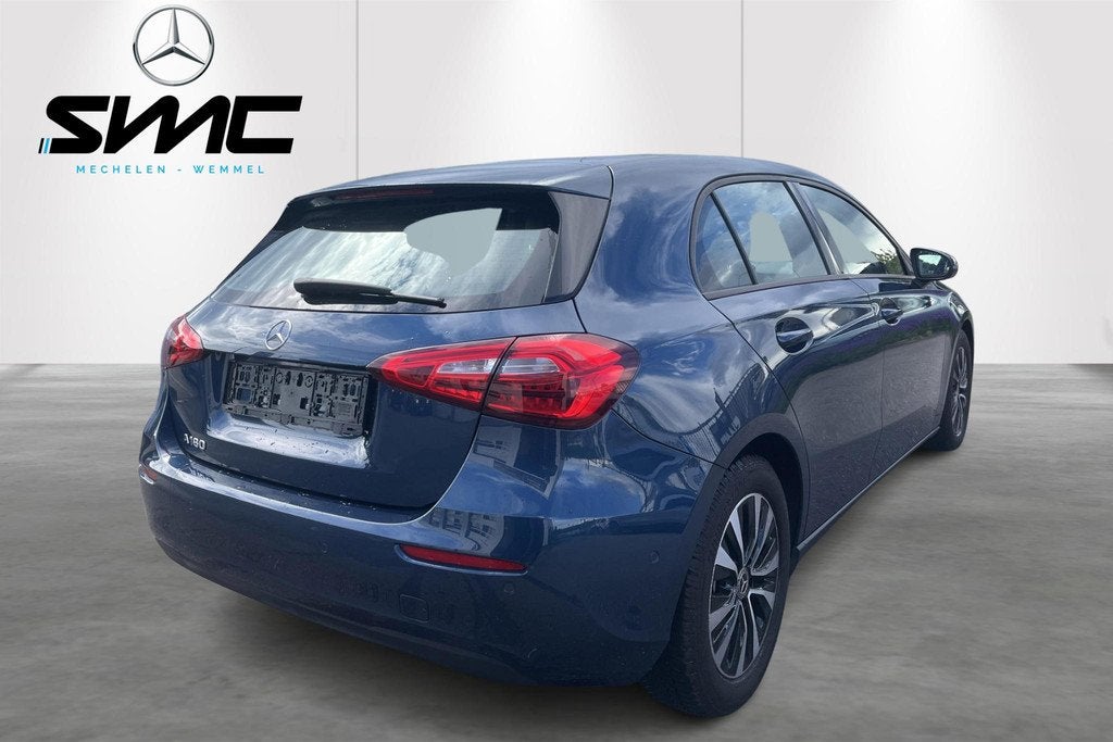 Mercedes-Benz A-Klasse A 180 Business Line, Stof, Gebruikt, 4 cilinders, 1365 kg