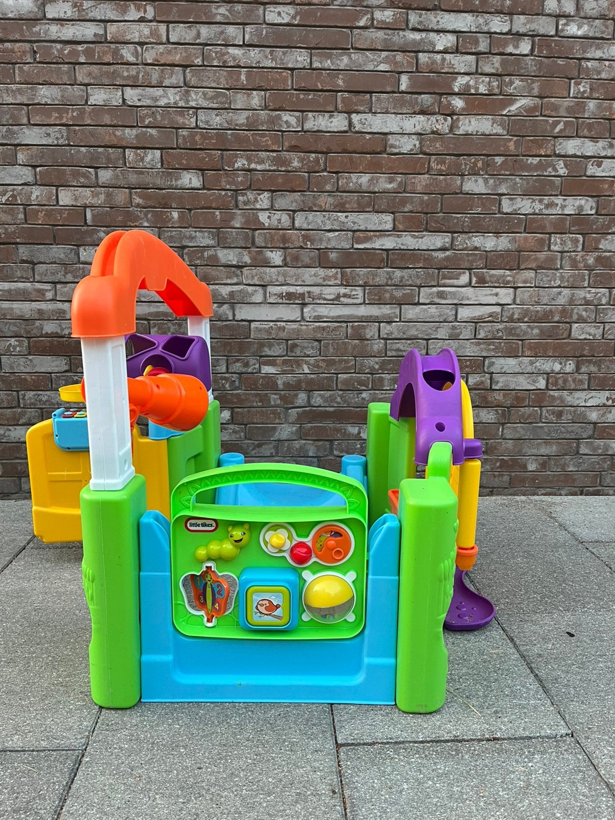 Activiteiten tuin baby- little tikes, Enlèvement, Comme neuf