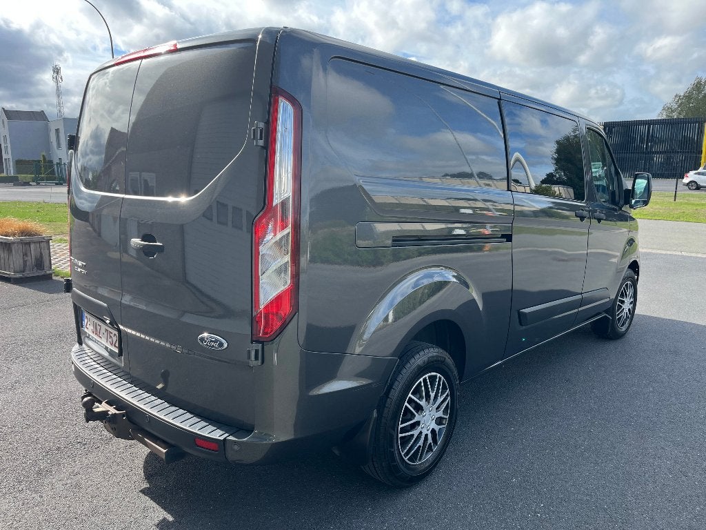 Ford Transit Custom • BTW-wagen •  Dubbele Cabine, Automaat, 4 cilinders, 96 kW, Diesel