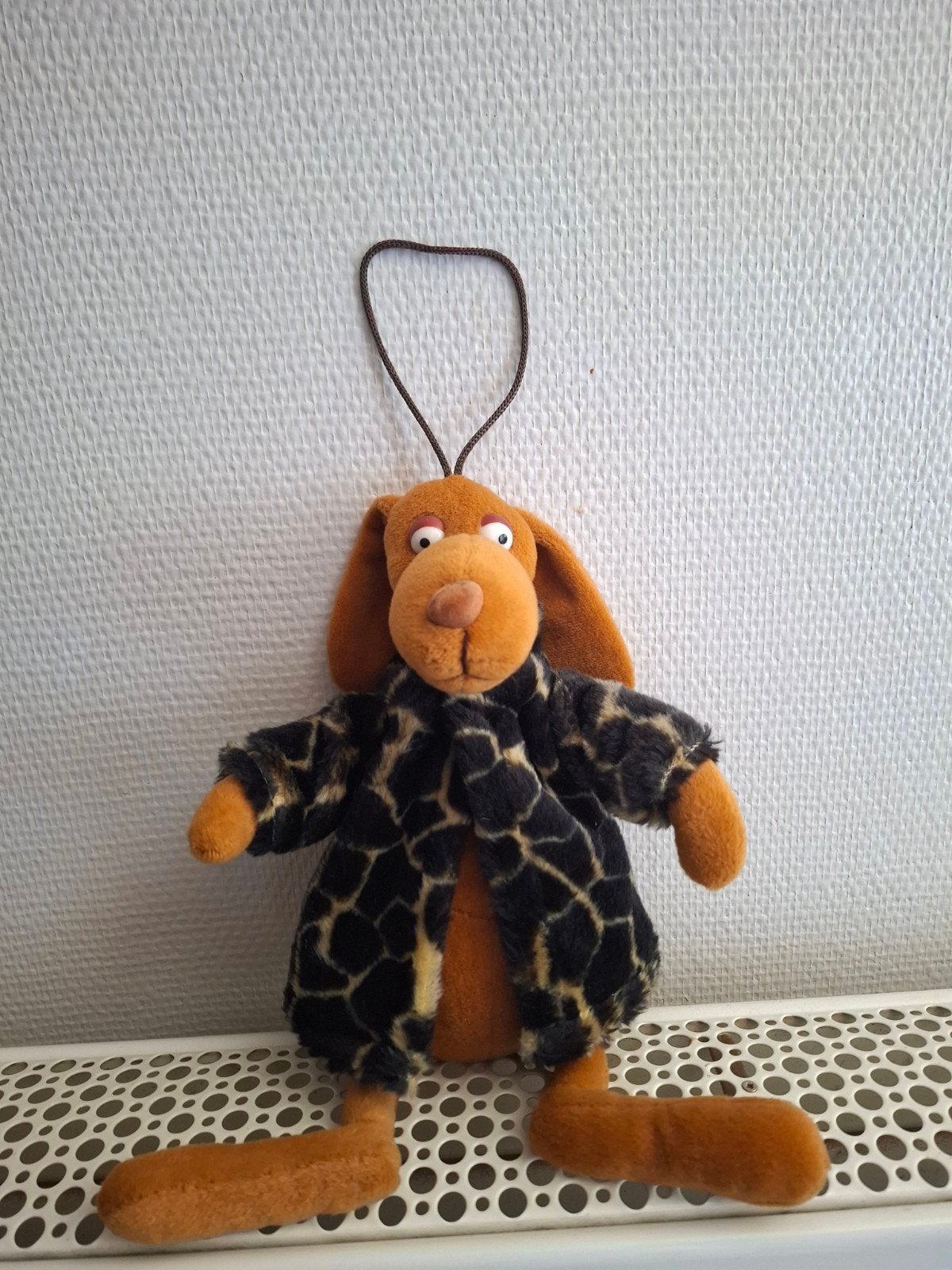 Knuffel hond met bondjas, Ophalen, Zo goed als nieuw