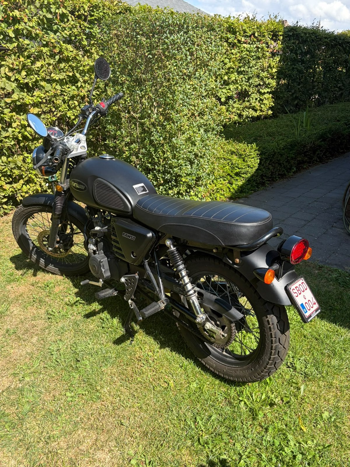 Hanway Raw 50, 4 vitesses, Comme neuf, Classe B (45 km/h), Enlèvement