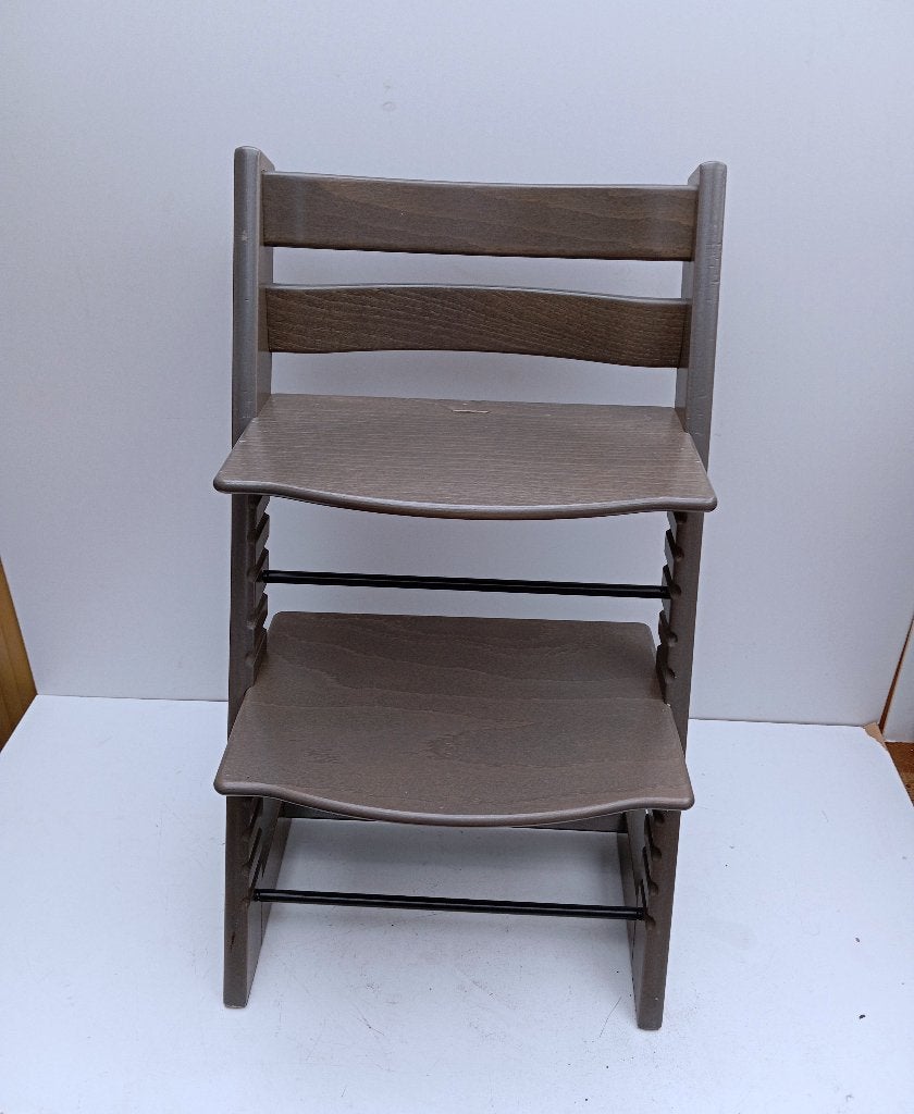 CHAISE POUR BÉBÉ STOKKE TRIPP TRAPP HAZY GREY EN BON ÉTAT, Enlèvement, Comme neuf, Chaise évolutive