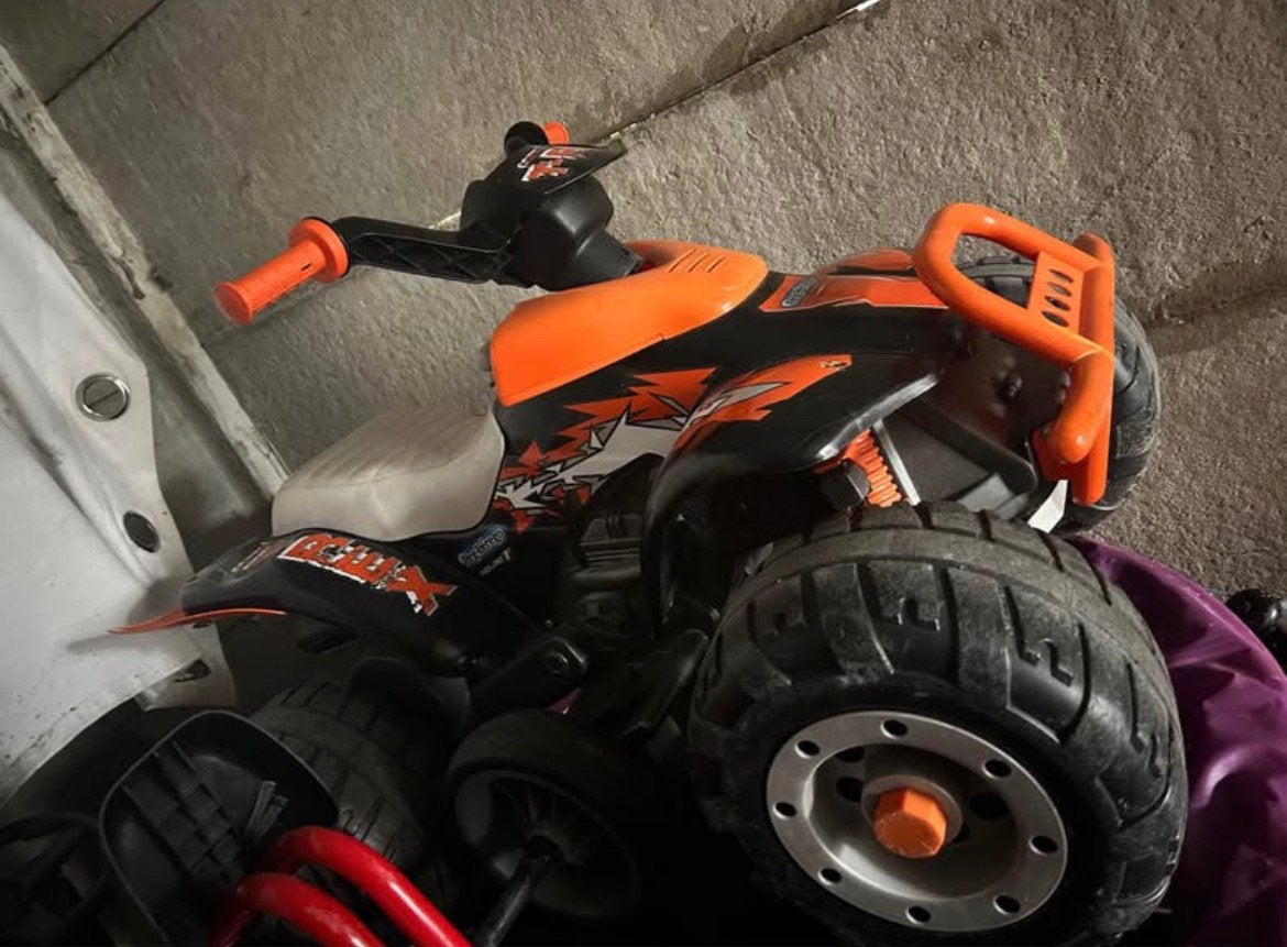 Quad electique enfant Peg Perego, Utilisé