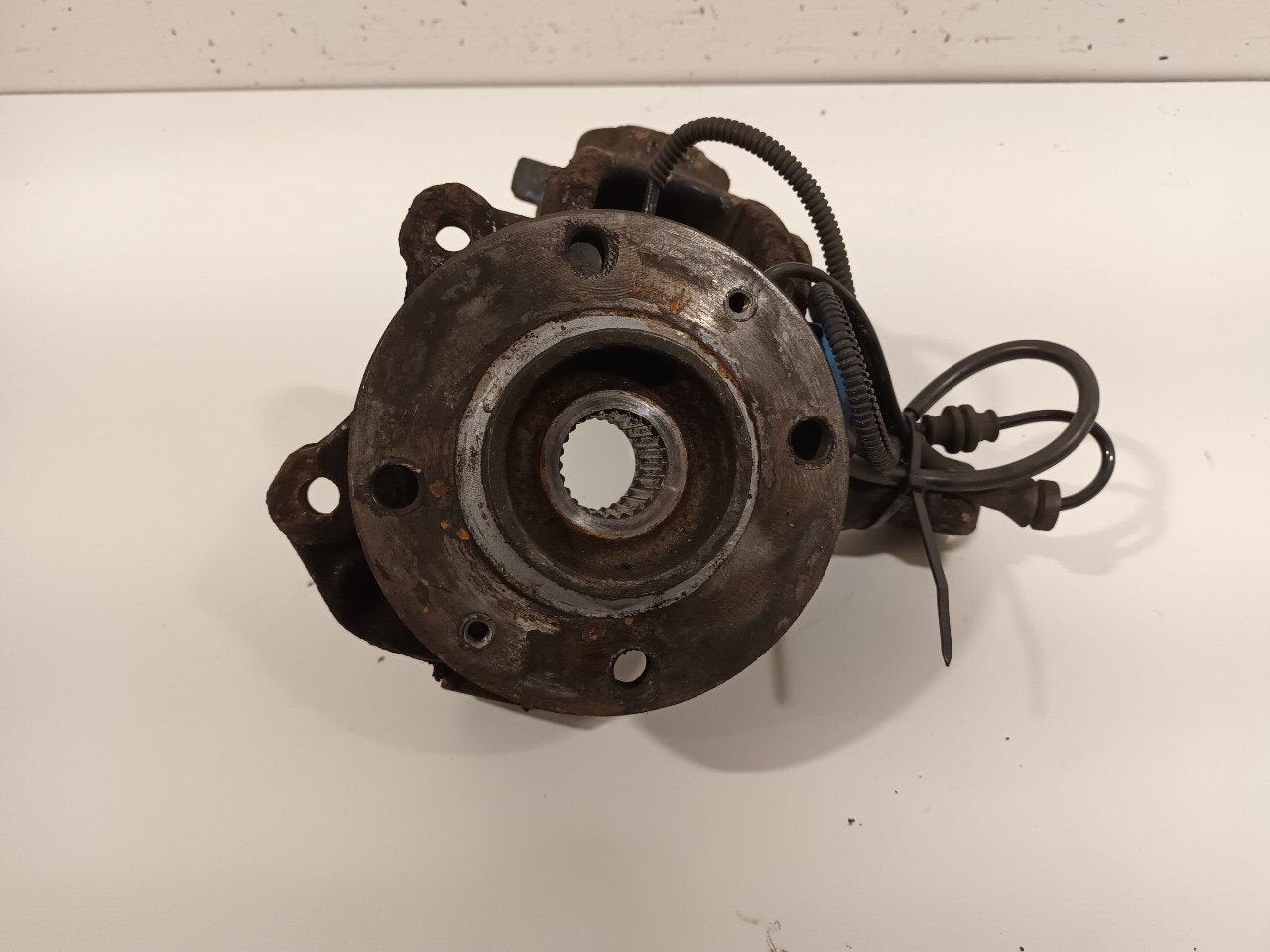 Wielnaaf links voor Peugeot 207, Onderdelen@venauto.nl, Van der Ven Autorecycling B.V., Gebruikt, Ettenseweg 76, 4706 PB Roosendaal, The Netherlands