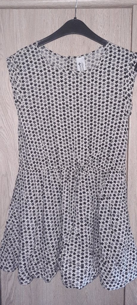 Mooie jurk C&A maat 152, Kinderen en Baby's, Kinderkleding | Maat 152, C&A, Zo goed als nieuw, Jurk of Rok, Verzenden