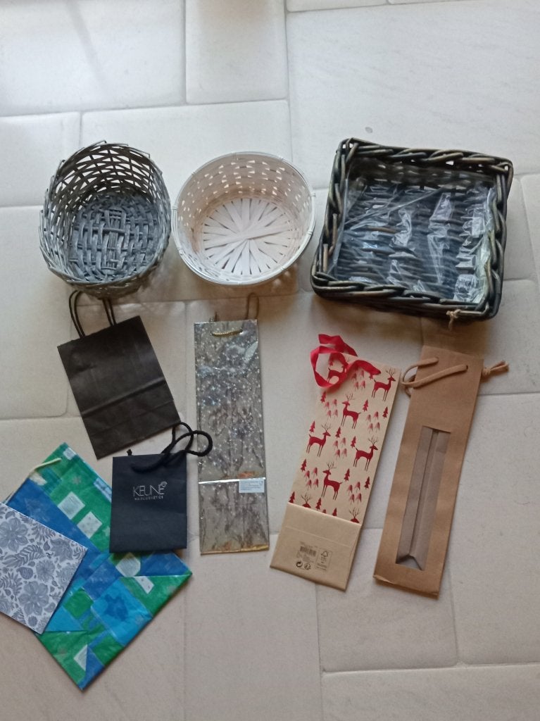 rieten mand, Huis en Inrichting, Woonaccessoires | Schalen en Manden, Gevlochten, Mand, Vierkant, Nieuw