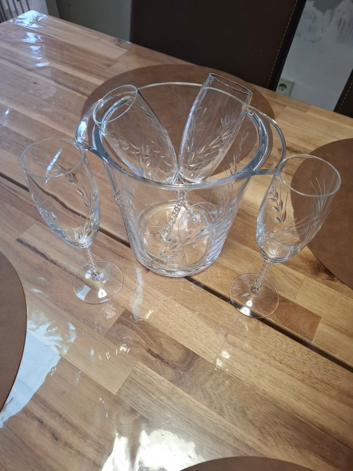 kristallen champagne glazen, Ophalen