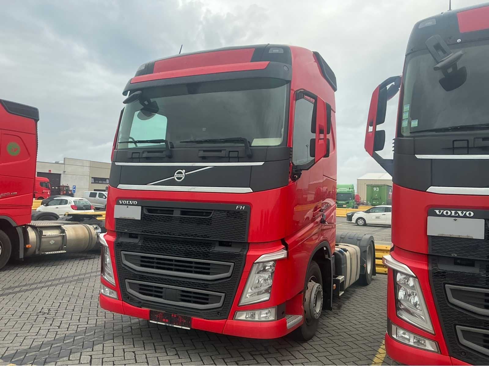2019 Volvo FH TR4x2 Trekker (74113-828), Auto's, Vrachtwagens, Euro 6, Overige brandstoffen, Bedrijf, Volvo