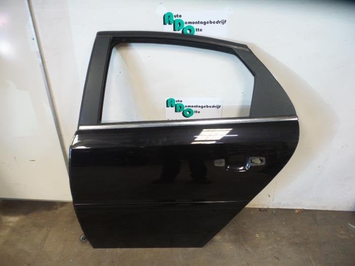 Portier 4Deurs links-achter van een Opel Vectra (Vectra C 02, Gebruikt, -, Deur, -