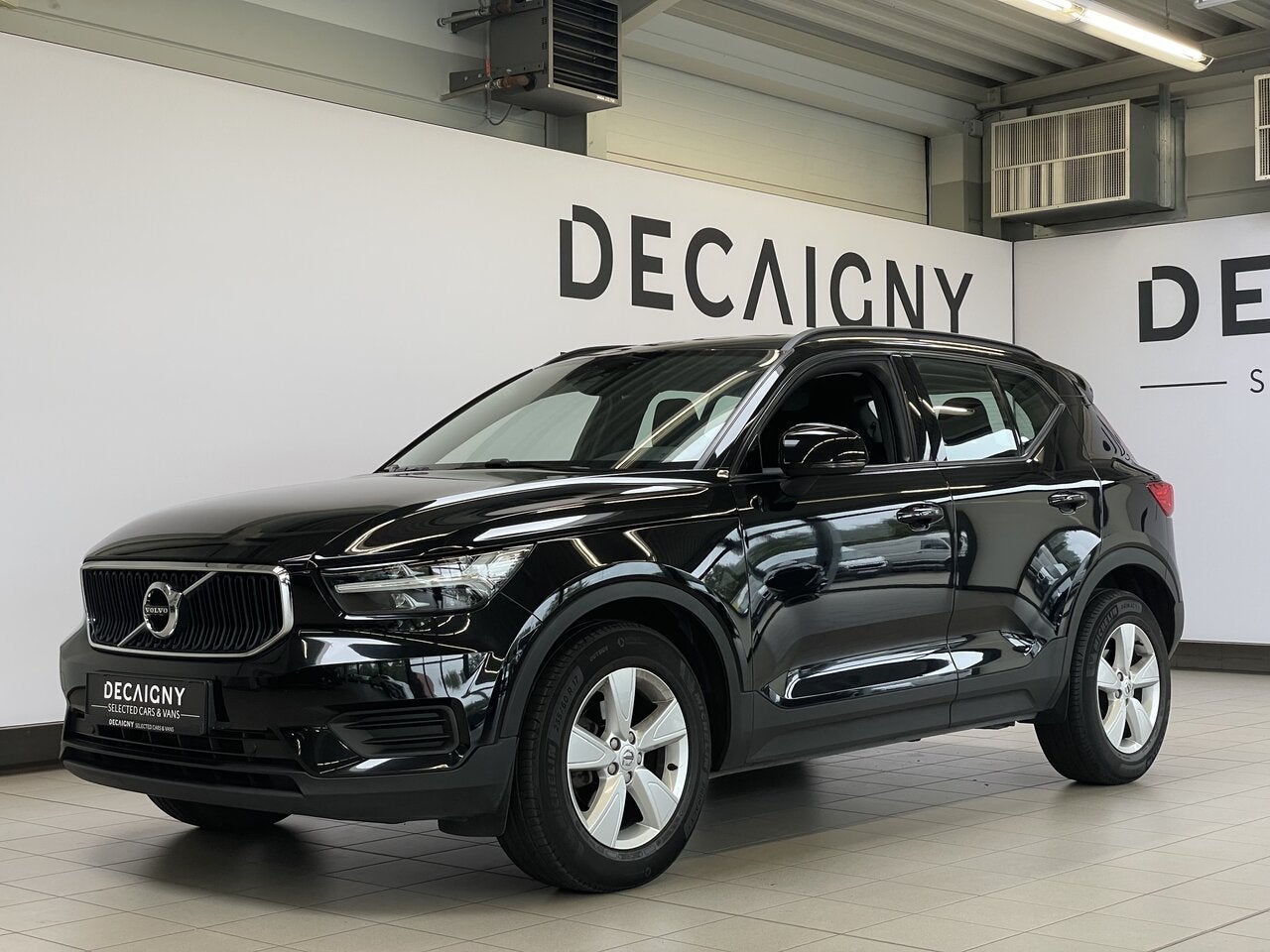 Volvo XC 40 T2 Momentum *Camera*Carplay, Auto's, 0 kg, https://public.car-pass.be/vhr/78aa8ea5-ad57-4512-9675-af5ecb7a25c3, 0 kg