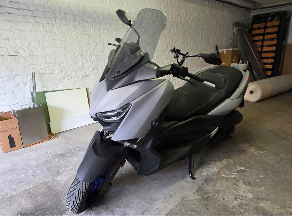 Yamaha X-Max 125, Fietsen en Brommers, Ophalen of Verzenden, Zo goed als nieuw, Benzine