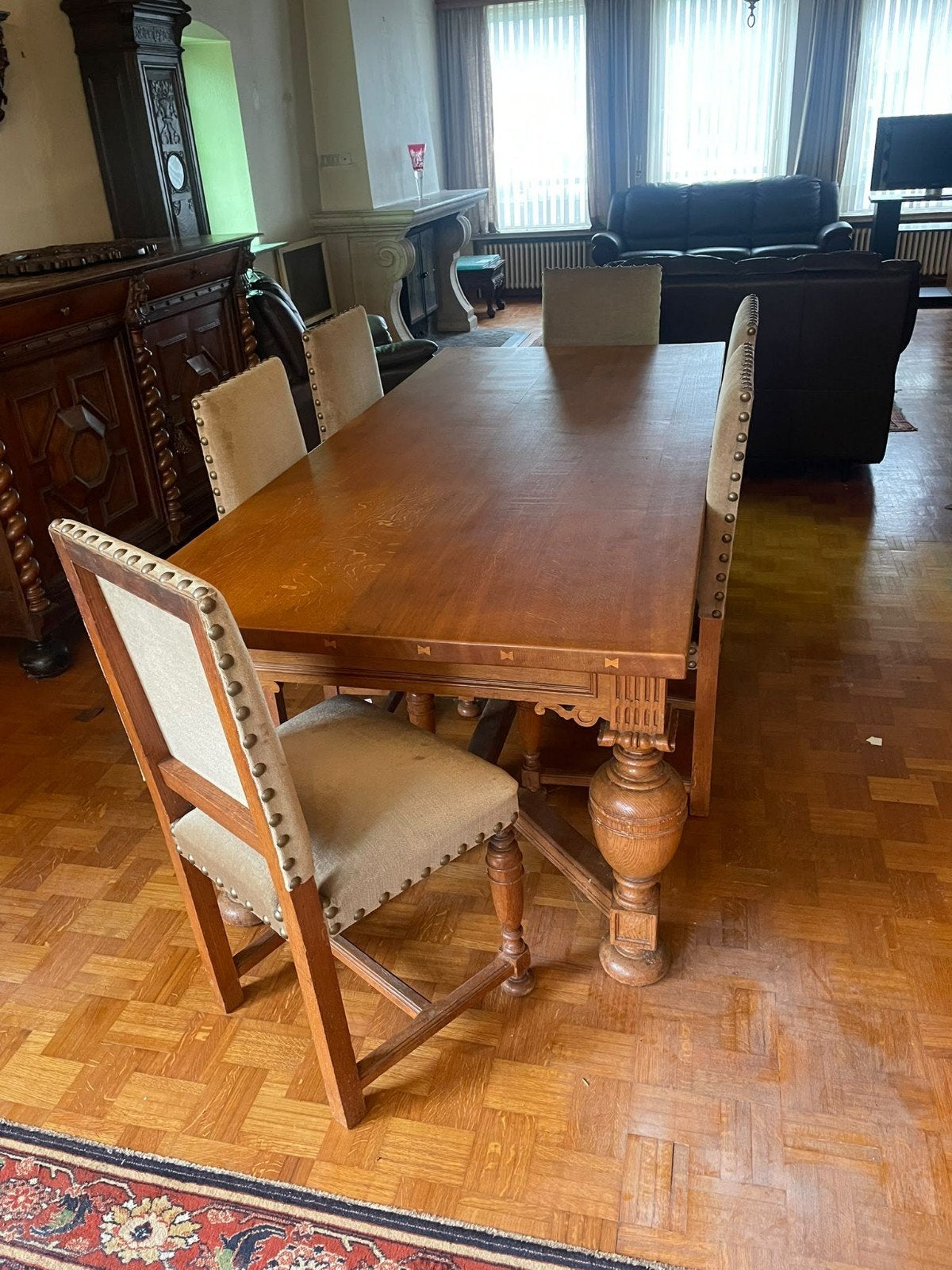 eiken tafel met 6 stoelen, Ophalen