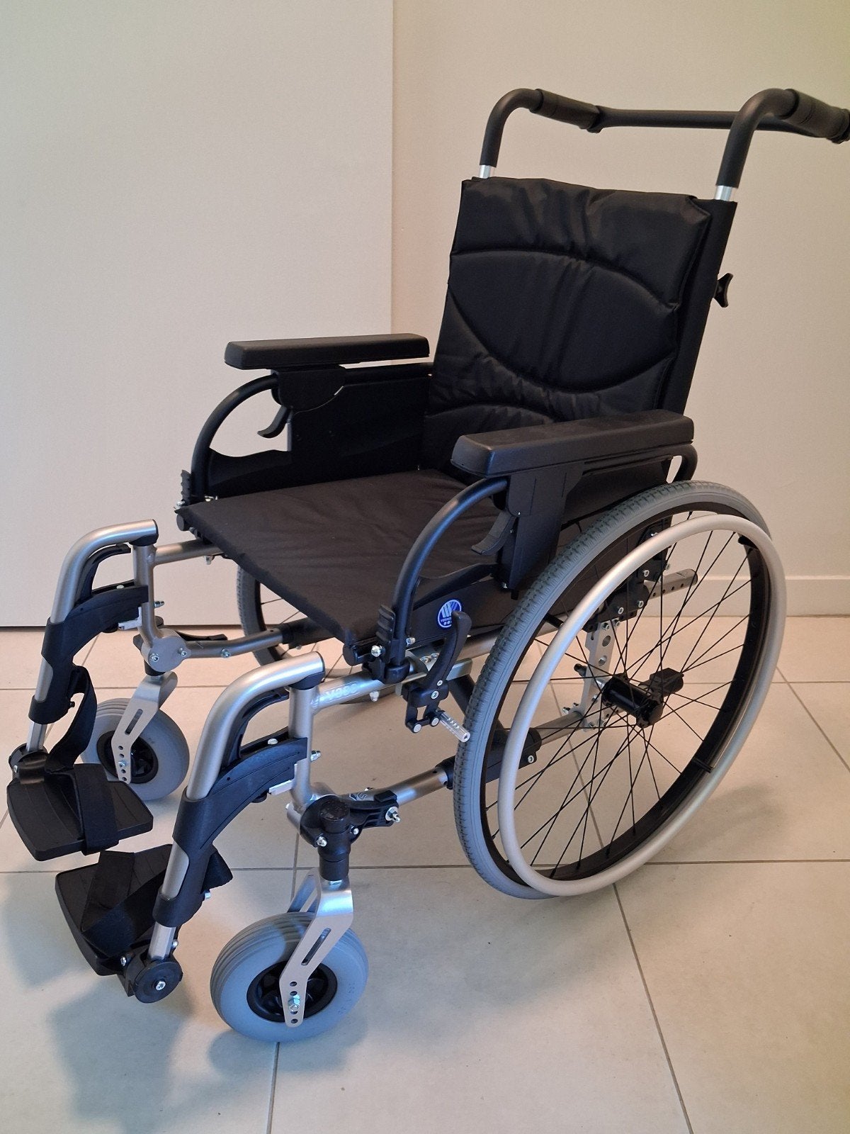 Nieuwe rolstoel in alu., Diversen, Ophalen, Nieuw, Duwrolstoel