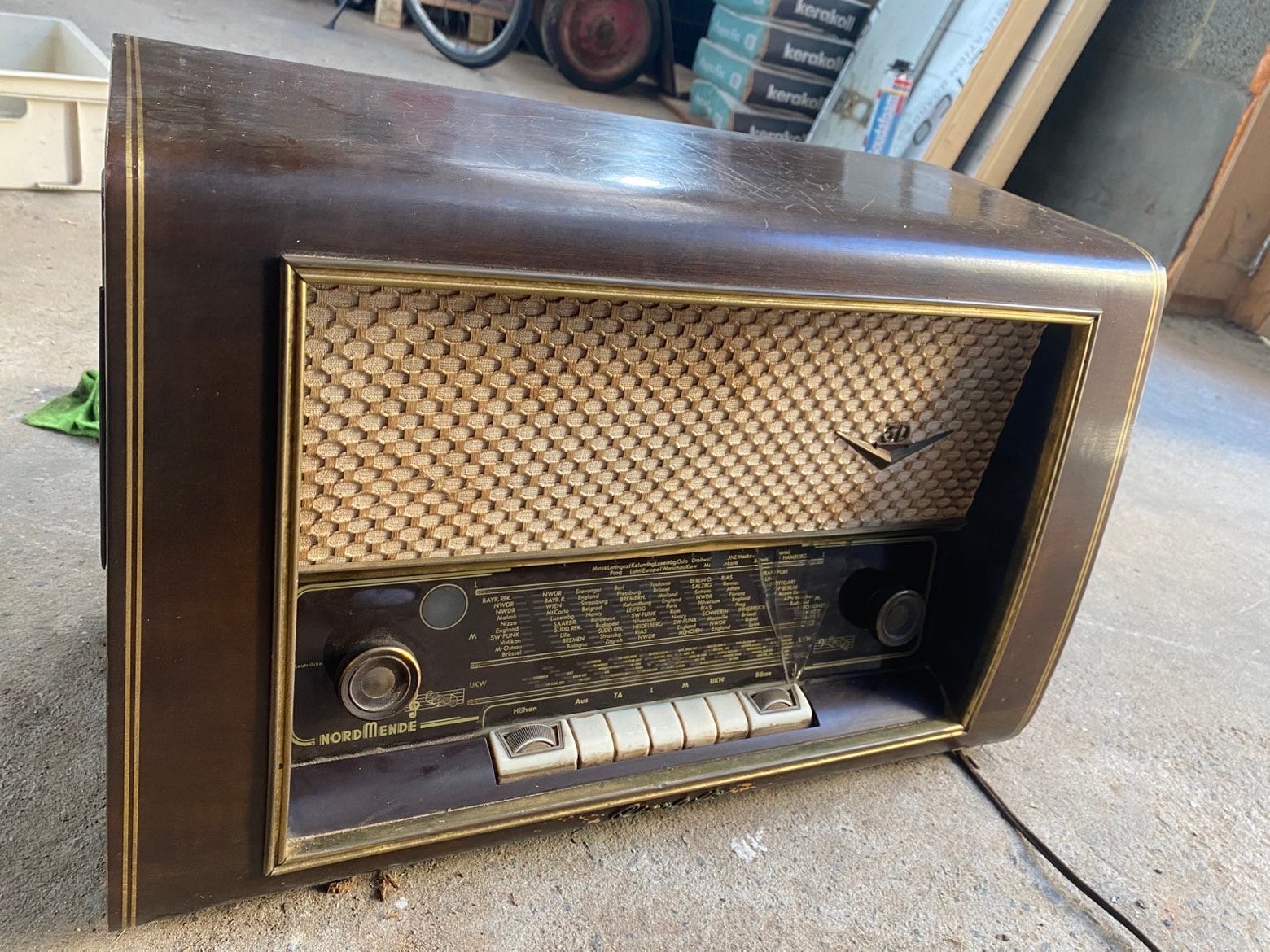 Nordmende radio, Ophalen