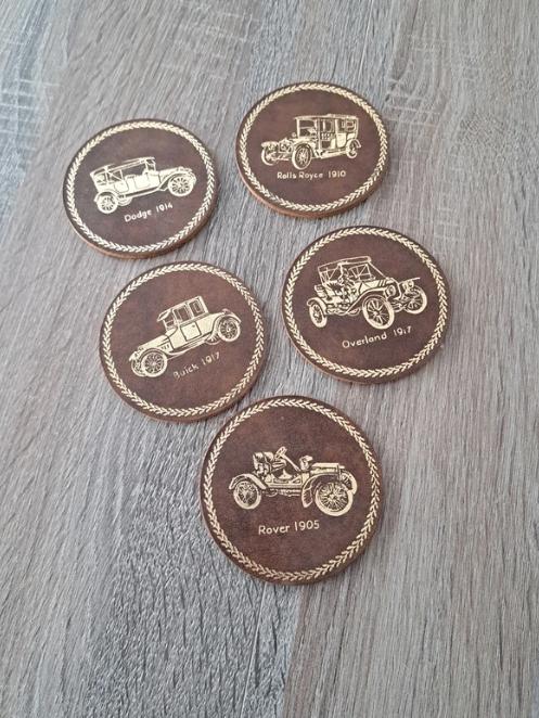 Kurken onderzetters met antieke wagens, Ophalen of Verzenden, Nieuw, Glas of Kopje