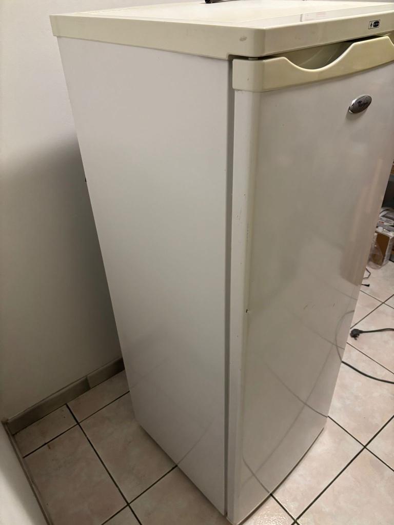Whirpool CV180W vriezer 5 ruime lades en 1 kleintje, Gebruikt, 140 tot 160 cm, Ophalen, Vrieskast
