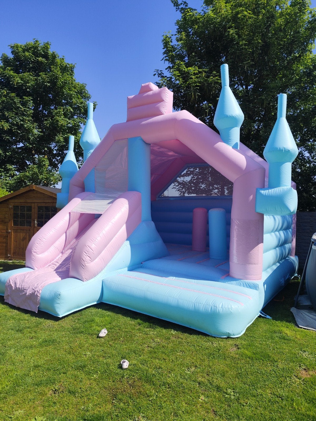 jeux gonflables, Neuf