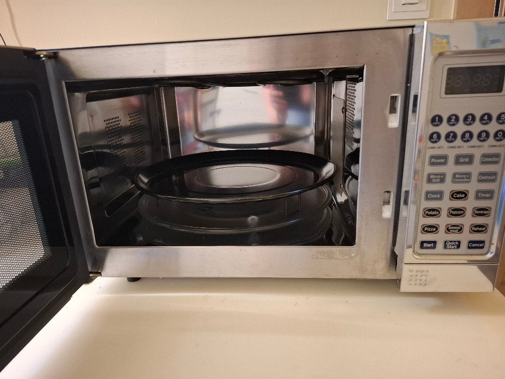 Oven en grill, Elektronische apparatuur, Ophalen, Oven, Zo goed als nieuw, Draaiplateau