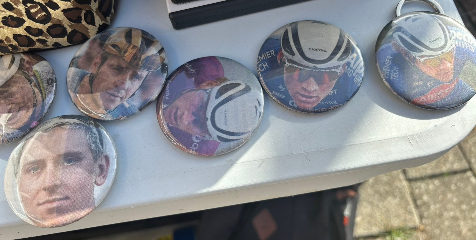 Buttons sporters, Ophalen of Verzenden, Nieuw