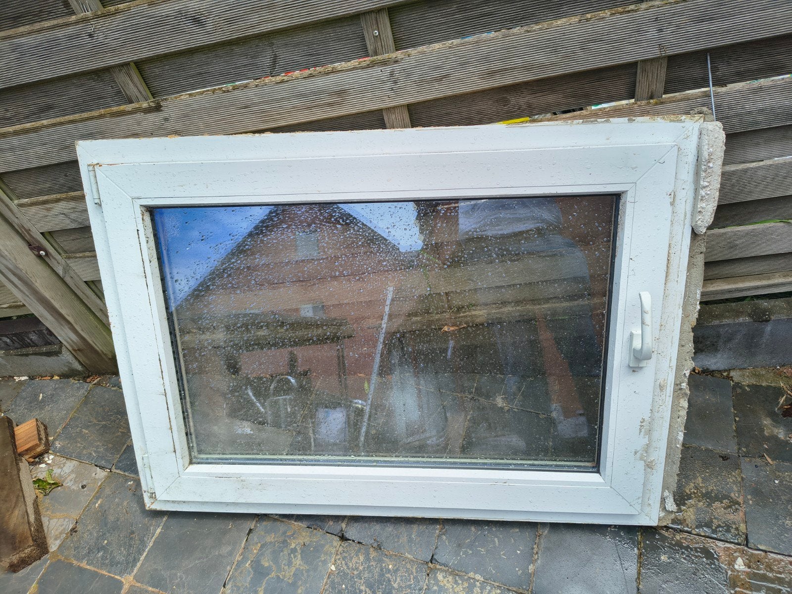 PVC raam 1m10 op 80cm draai en kip, Ophalen