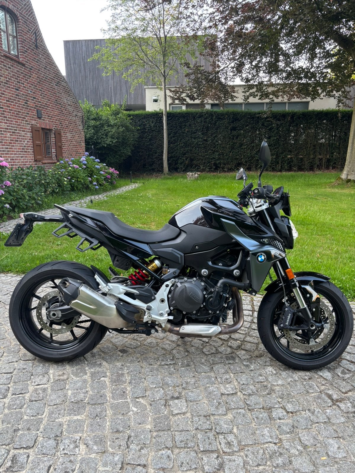 F900R triple black, Nieuw, 900 cc, Particulier, Naked bike